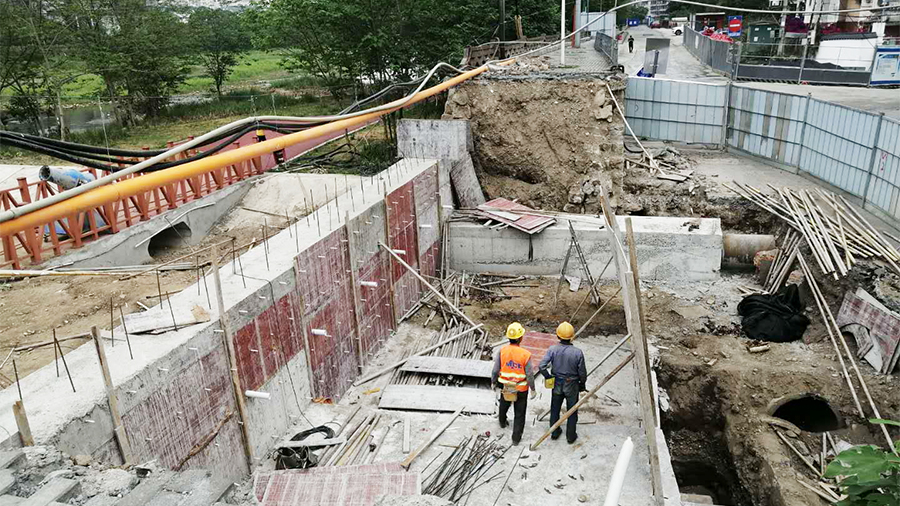 07濱河南路道路綜合改造工程河堤恢復(fù)